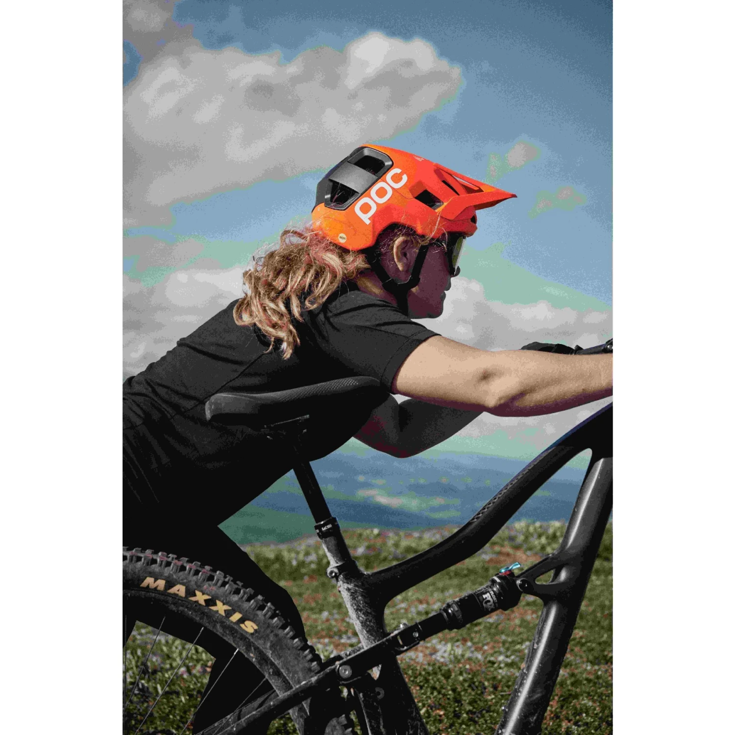 POC Kortal Helmet - 8277 Hydrogen White Matt 9 POC Kortal Helmet - 8277 Hydrogen White Matt - Image 9