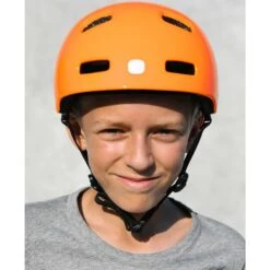 POC POCito Crane MIPS Kids Helmet - 9050 Fluorescent Orange 8 POC POCito Crane MIPS Kids Helmet - 9050 Fluorescent Orange -POC poc 10570 pocitocranemips 9050 fluorescent orange 03 890824