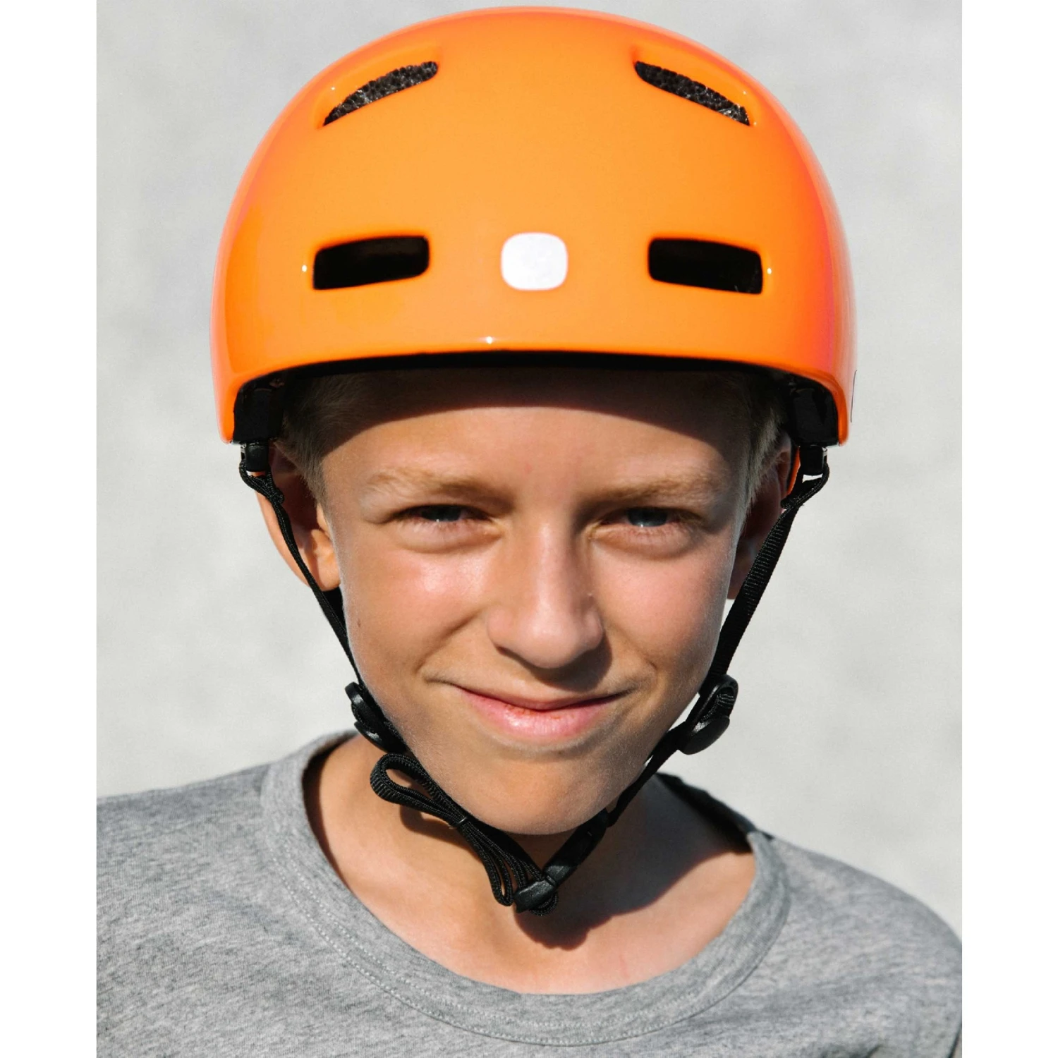 POC POCito Crane MIPS Kids Helmet - 9050 Fluorescent Orange 3 POC POCito Crane MIPS Kids Helmet - 9050 Fluorescent Orange - Image 3
